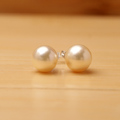真珠のピアス　一粒真珠のシンプルなピアス