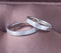 K14たたき模様のご結婚指輪