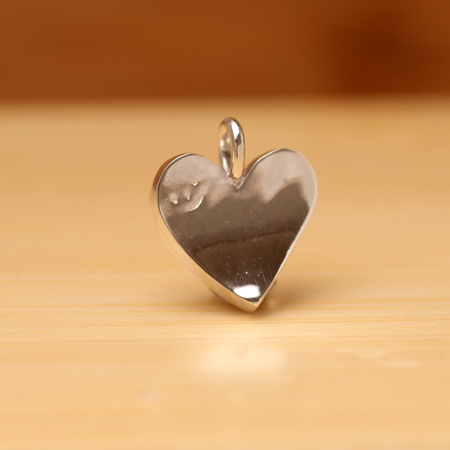 ハートモチーフのアクセサリー SAABIN SILVER